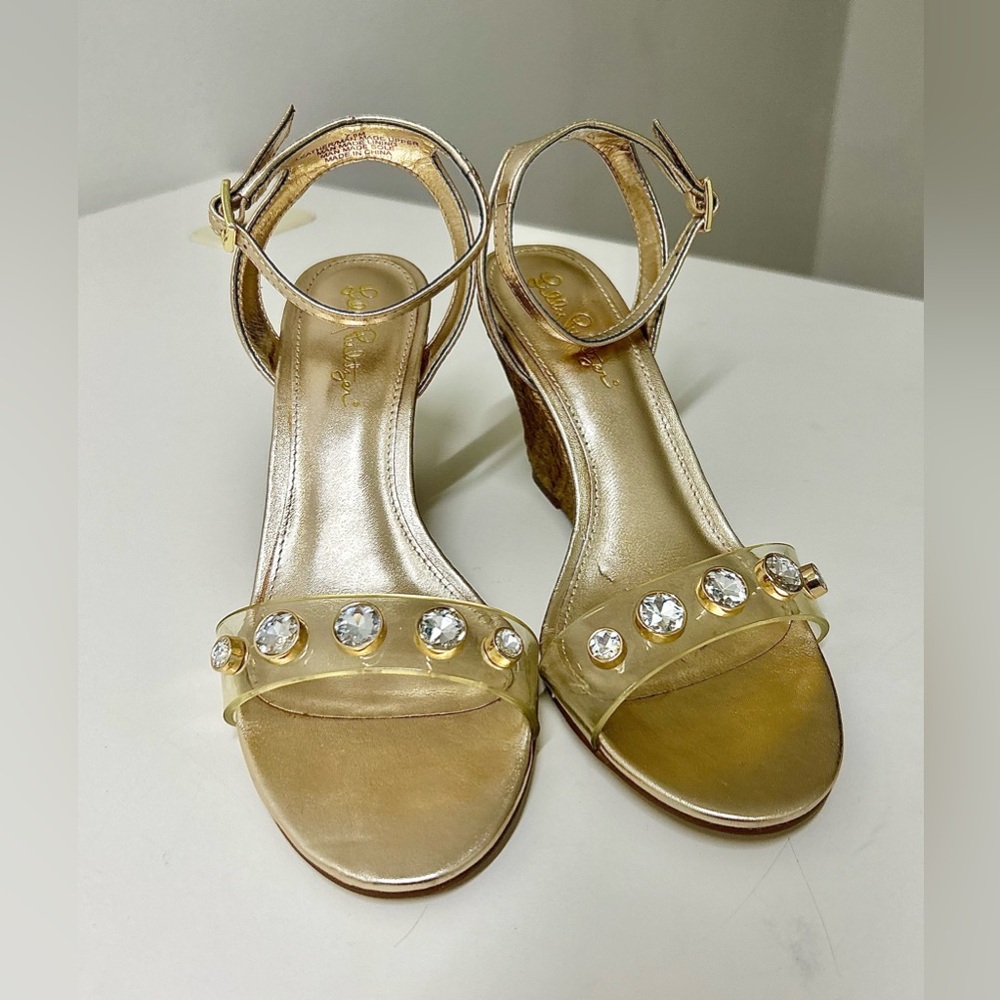 Women’s 7.5 M Lilly Pulitzer Natasha Gold Leather Rhinestone Embellished Wedges